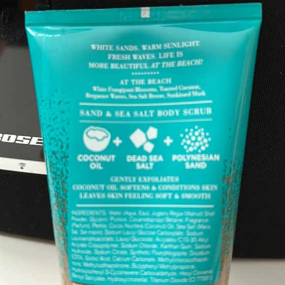 NWT “at the beach” Bath & Body Works Sand &Sea Salt Body Scrub with coconut oil - Picture 3 of 5